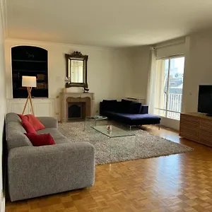 Appartement Av Foch Arc De Triomphe Belles Feuilles, Paris